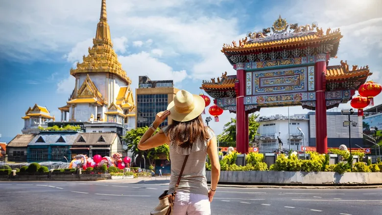 Thailand cultural journey with temples and beaches